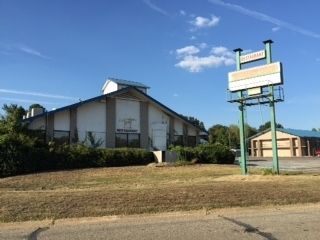 Former Western Sizzlin': 1700 Holiday Dr, Hope, AR 71801
